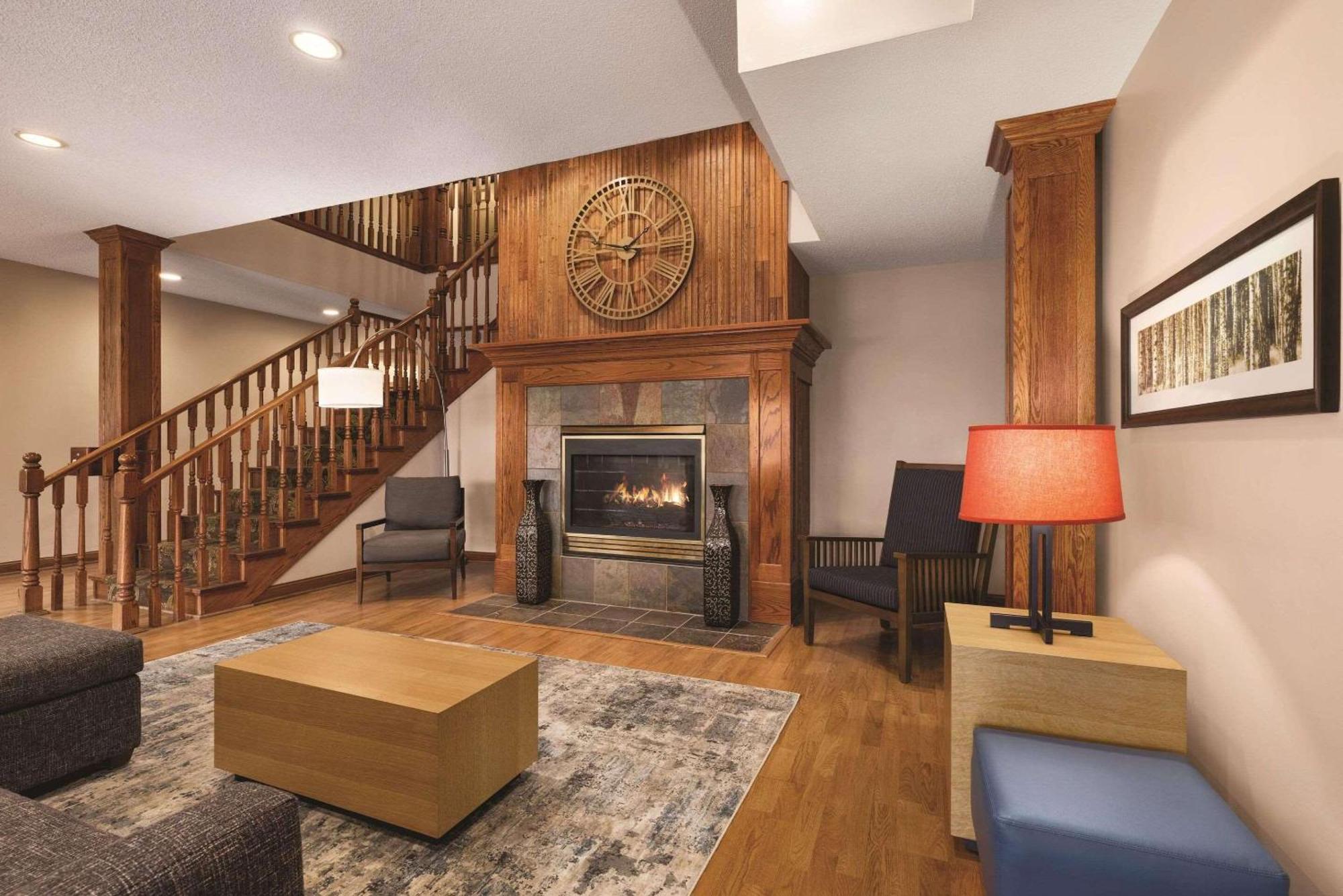 Country Inn & Suites By Radisson, Forest Lake, Mn Eksteriør billede